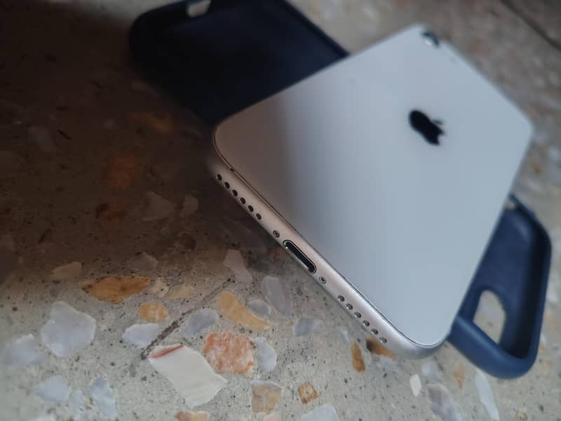 Apple iPhone SE 2