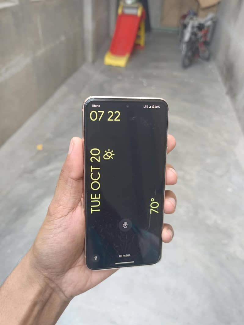 Google Pixel 8 5