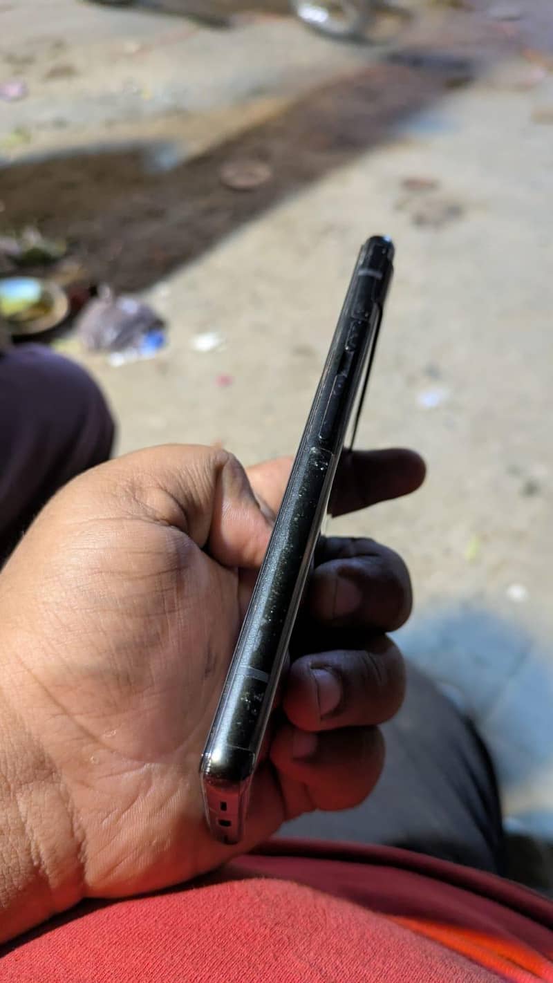 Google Pixel 6a 1