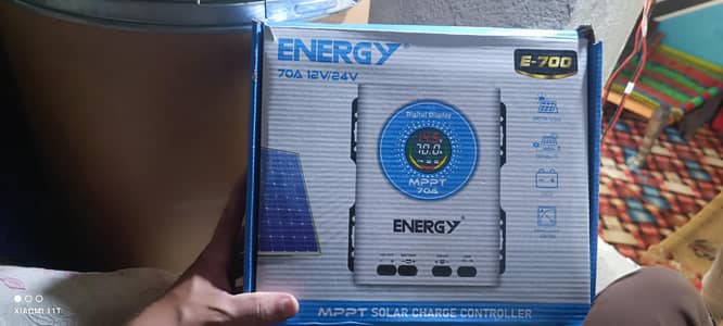 MPPT solar charger controller