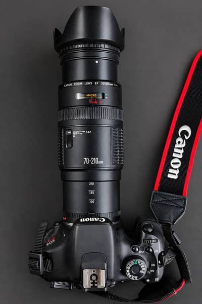DSLR camera