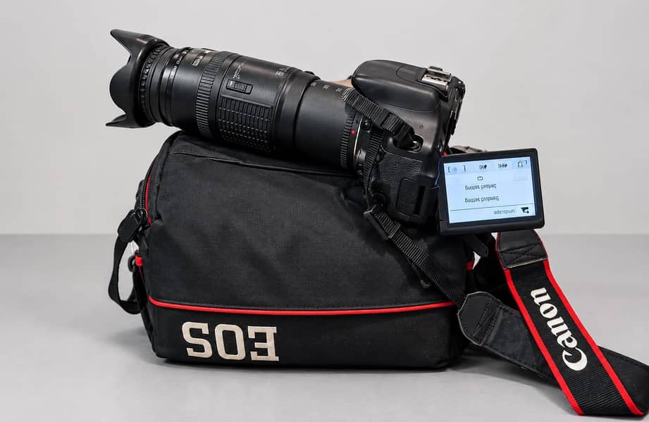 DSLR camera 3