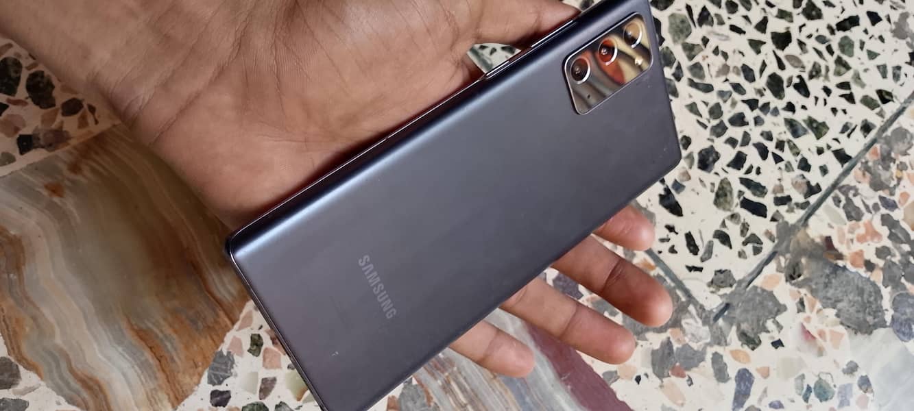 Samsung Mobile Note 20 1
