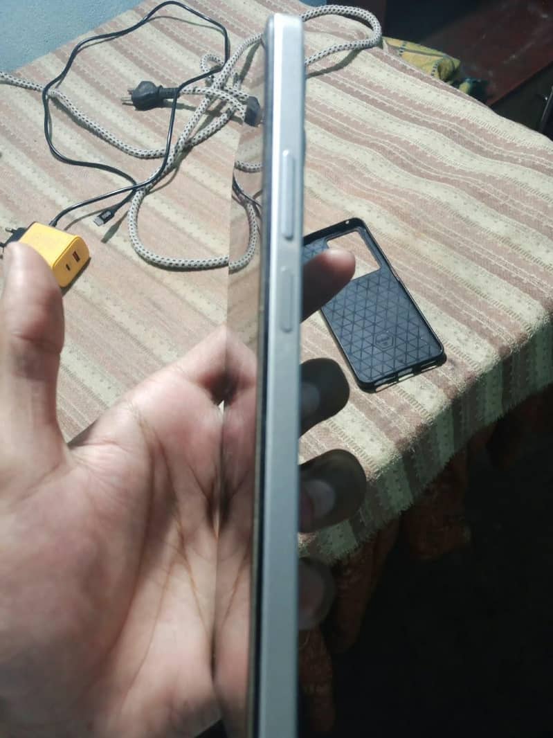 Realme C71 1