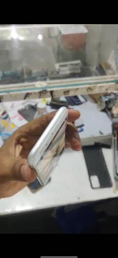 Apple iPhone 6S