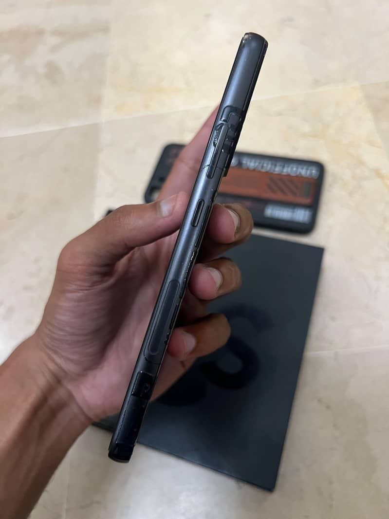 Samsung Mobile S22 Plus 5