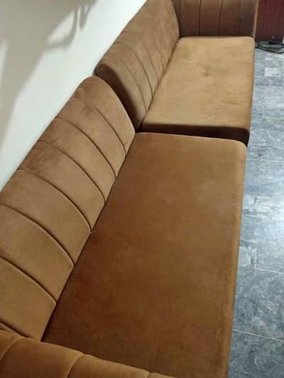 Slightly used L-shaped Sofa set with premium velvet poshish