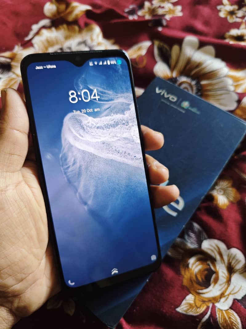 Vivo V21 E 1