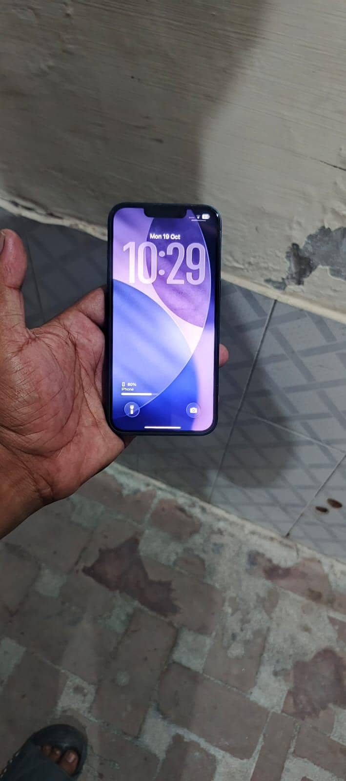 Apple iPhone 13 2