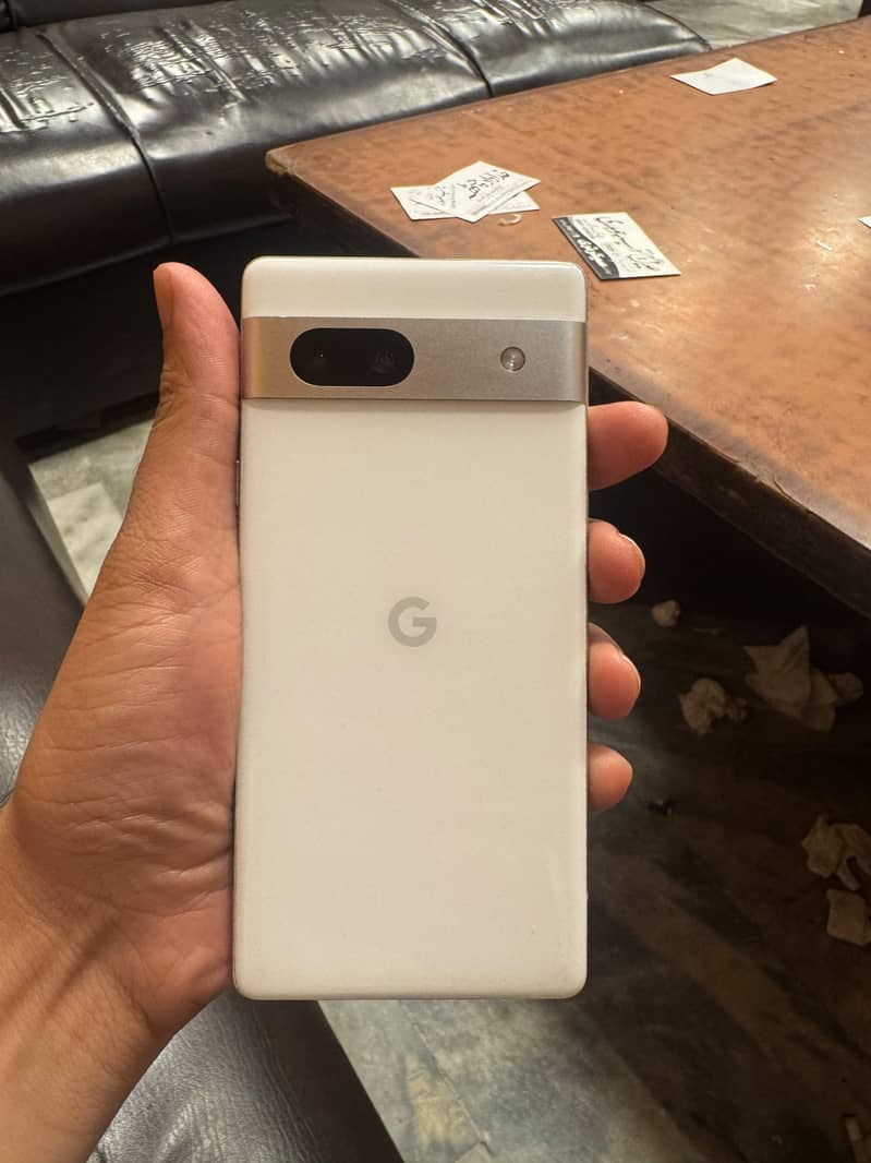 Google Pixel 7A 1
