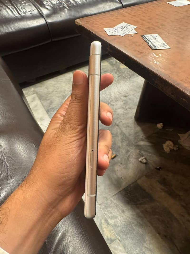 Google Pixel 7A 3