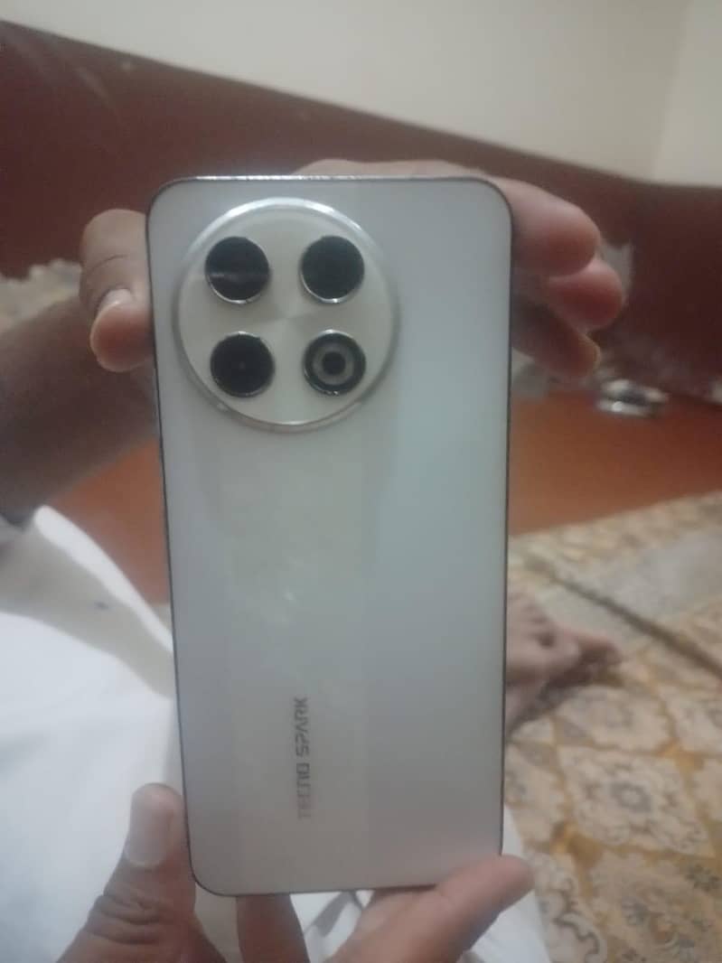 Tecno SPARK 30 Pro 1