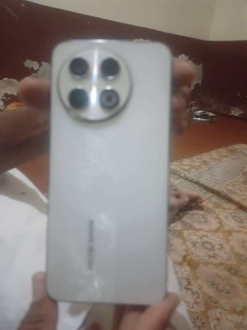 Tecno SPARK 30 Pro 2