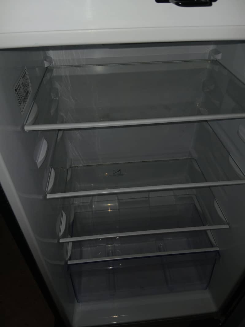 fridge Dawlance 3