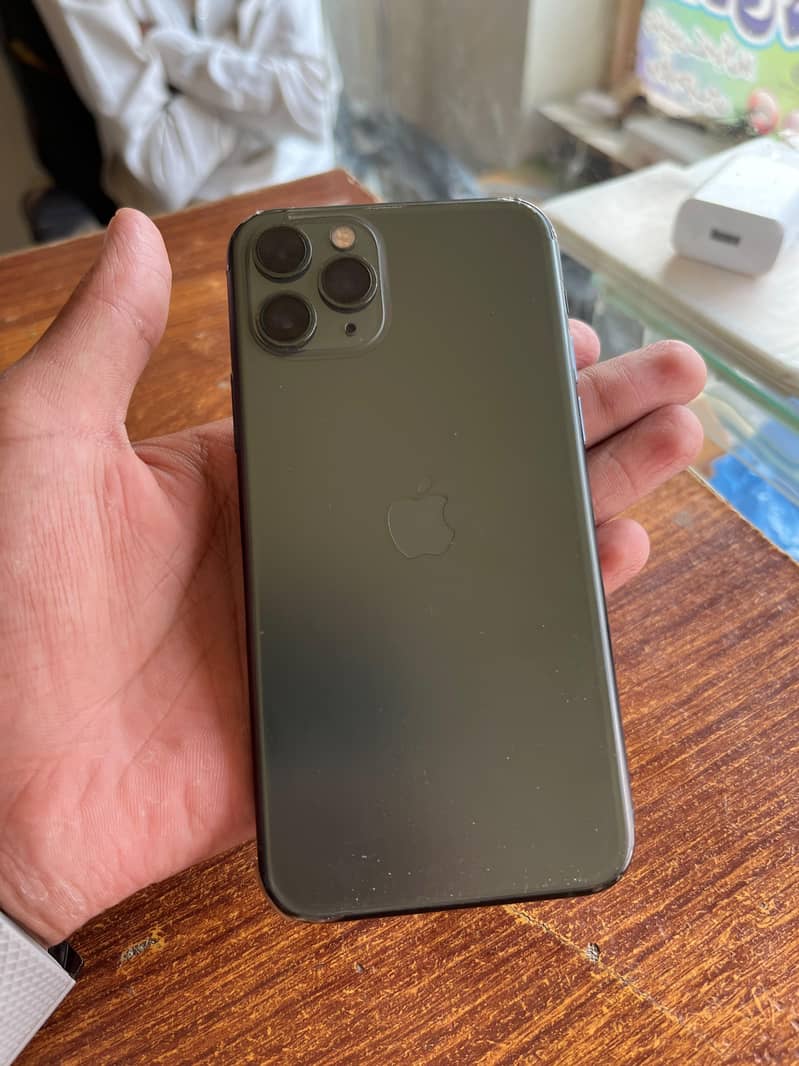 Apple iPhone 11 Pro 1