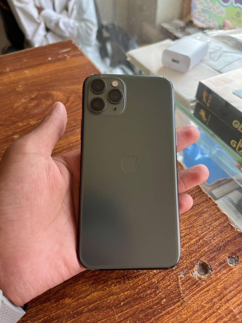 Apple iPhone 11 Pro 3