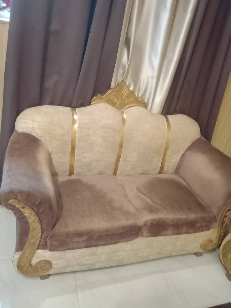 6seater sofa set 0