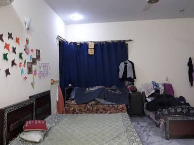 GIRLs HOSTEL NEAR PRADE GROUND METRO STATION BLUE AREA ISLAMABAD