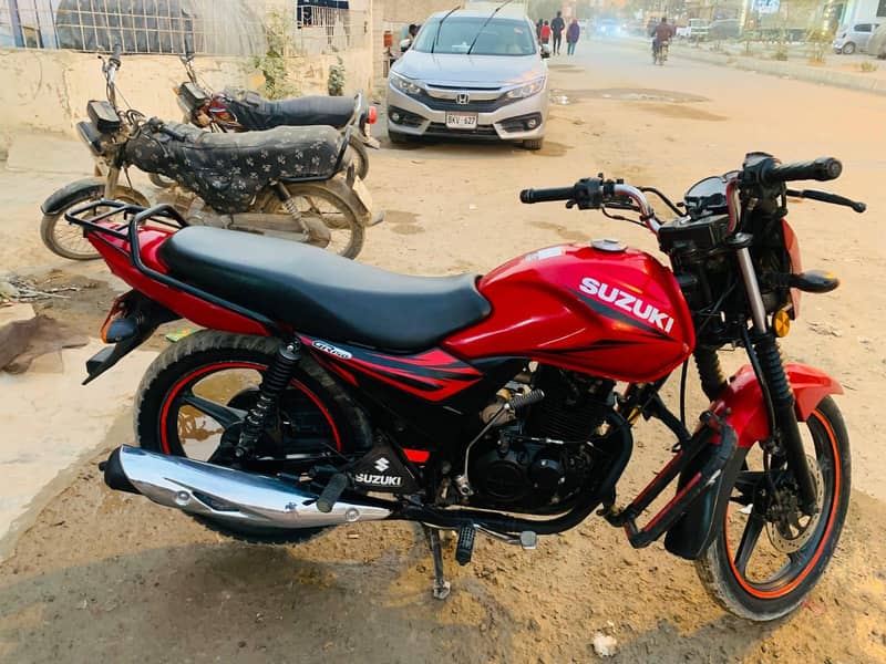 suzuki GR150 1