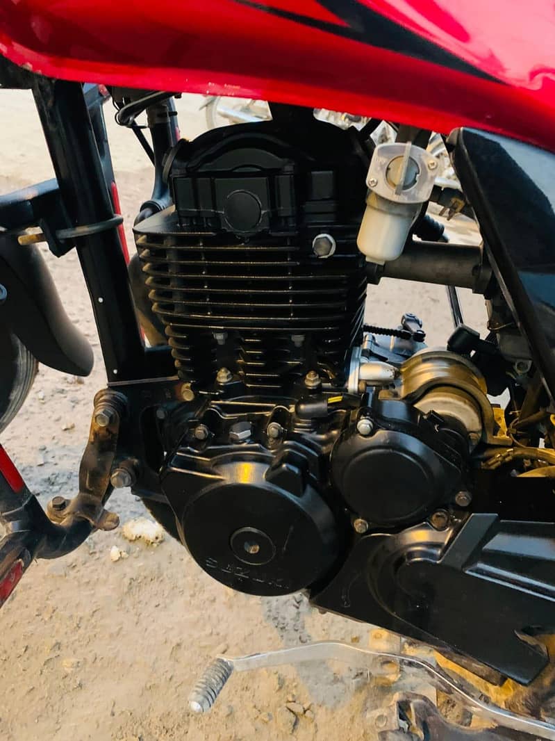 suzuki GR150 3