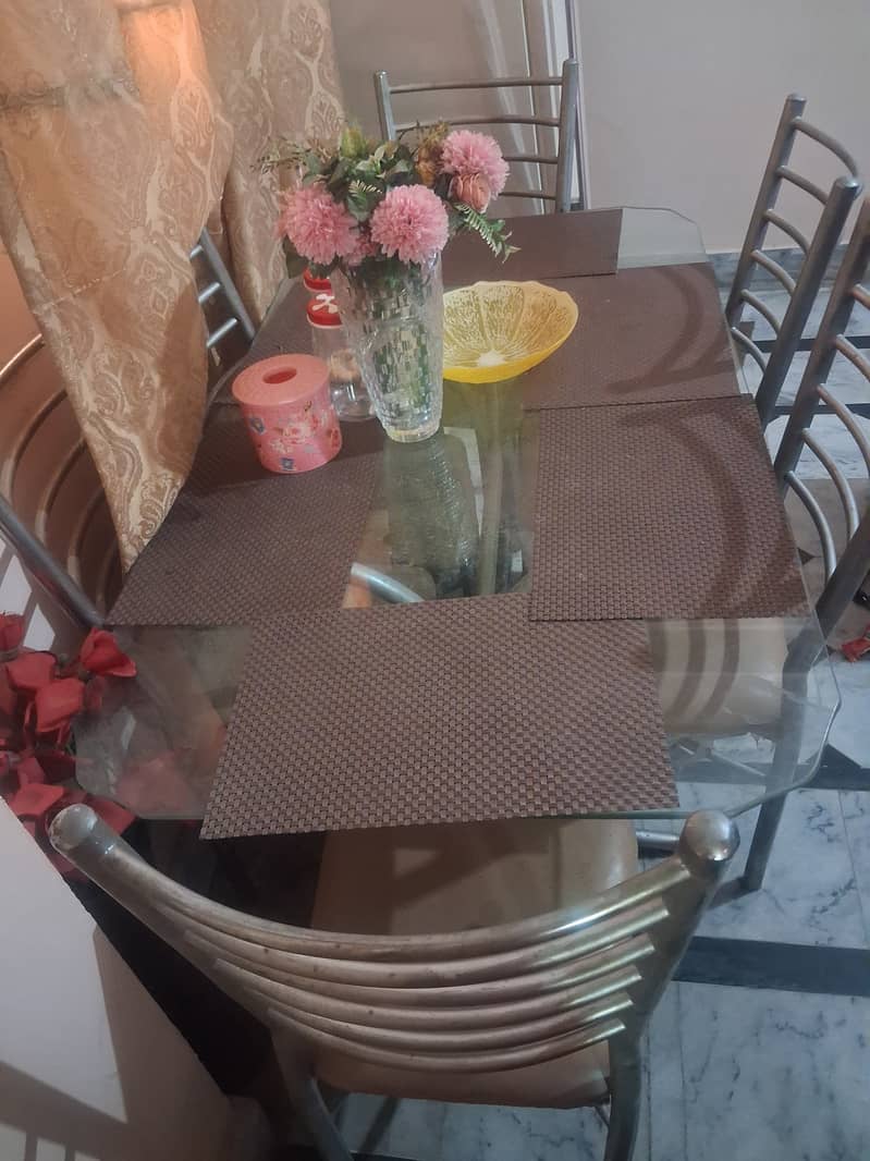 Dinning table used 8000 1