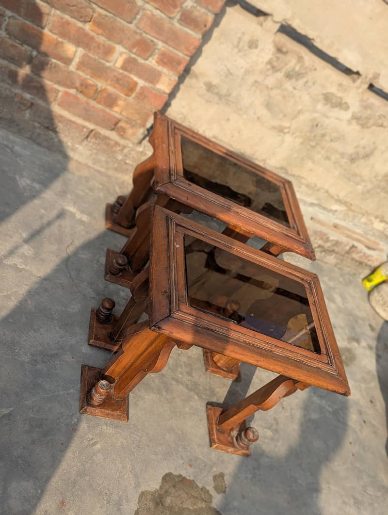 side table 0