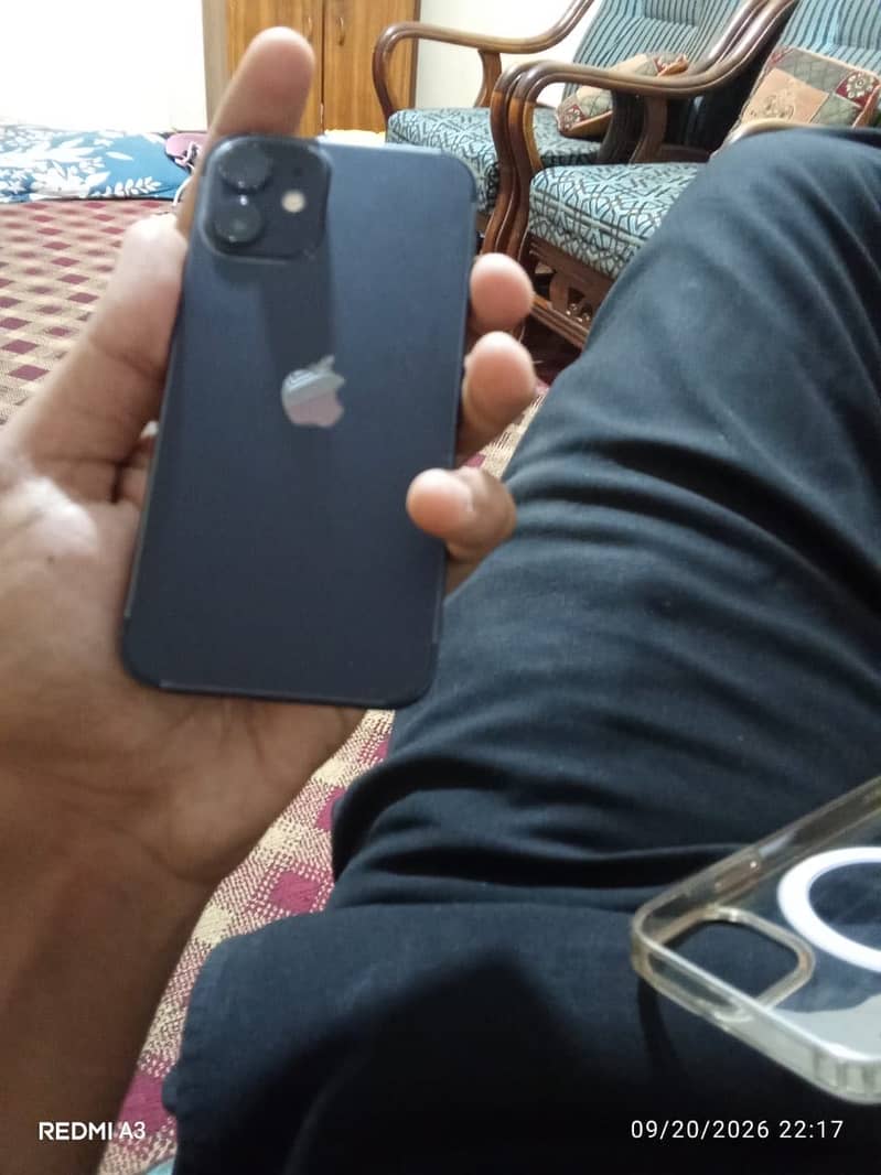 Apple iPhone 12 mini 2