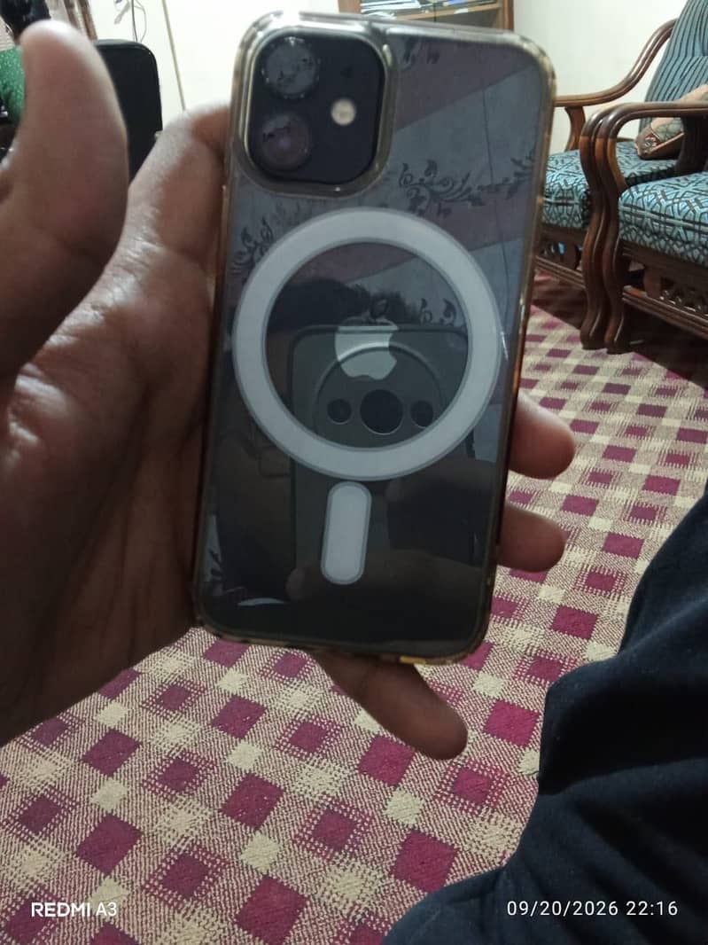 Apple iPhone 12 mini 3