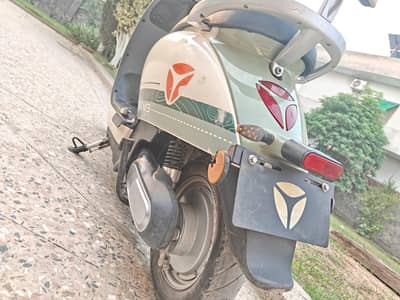 Yadea M3, Good Running condition, neat and clean, urban Model,