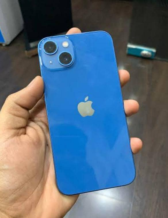 Apple iPhone 13 1