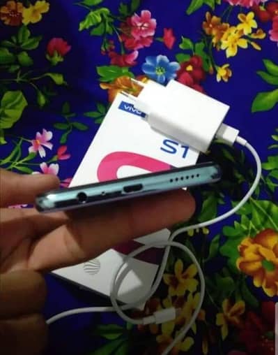 Vivo S1 4/128 GB PTA approved 0327,8971240 my WhatsApp number