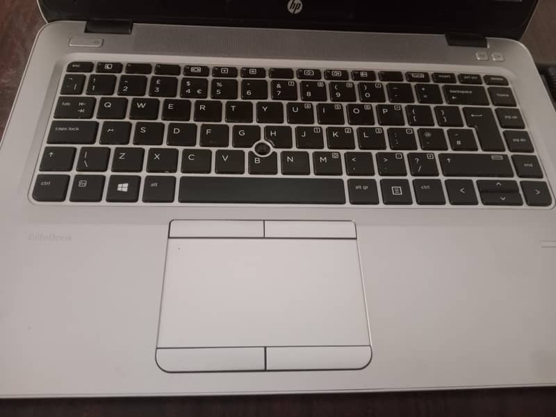I5 8/256 1