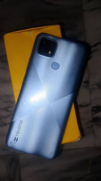 Realme C21