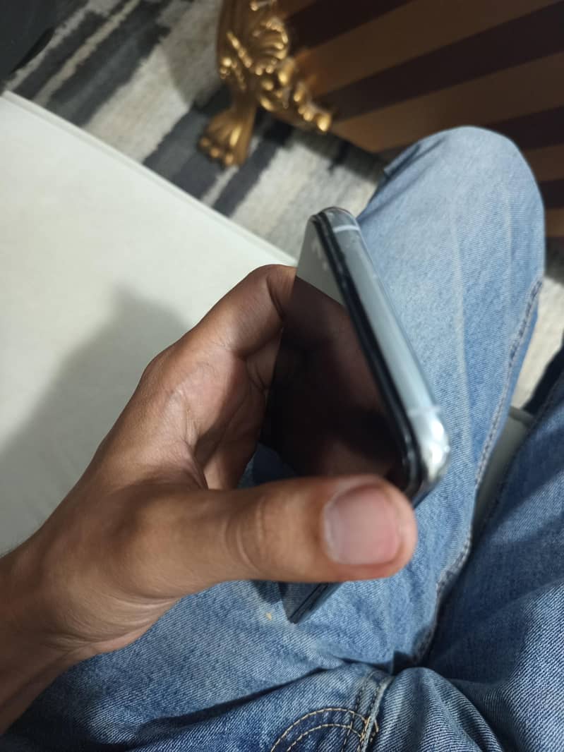 One Plus 8T 6