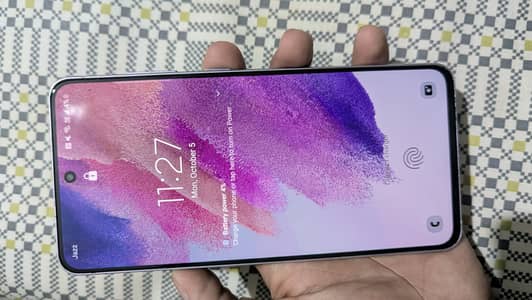 Samsung Mobile S21 FE