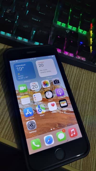Apple iPhone 7 8.5/10 Condition