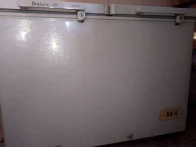 Deep Freezer Chest Freezer – Large Capacity | Good Condition