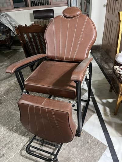 Parlor recliner chair