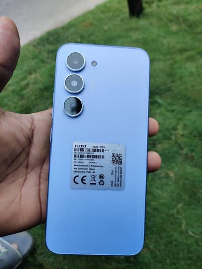 Tecno  spark 40pro 8.256