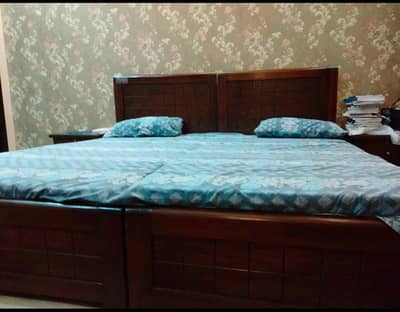 2 single Beds for sale
