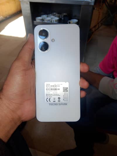 Tecno Spark Go 2