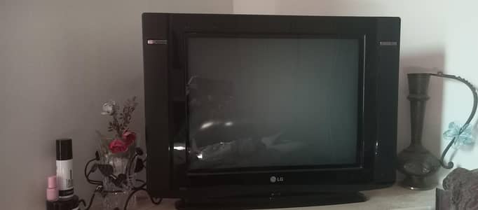 LG flatron tv in good condition