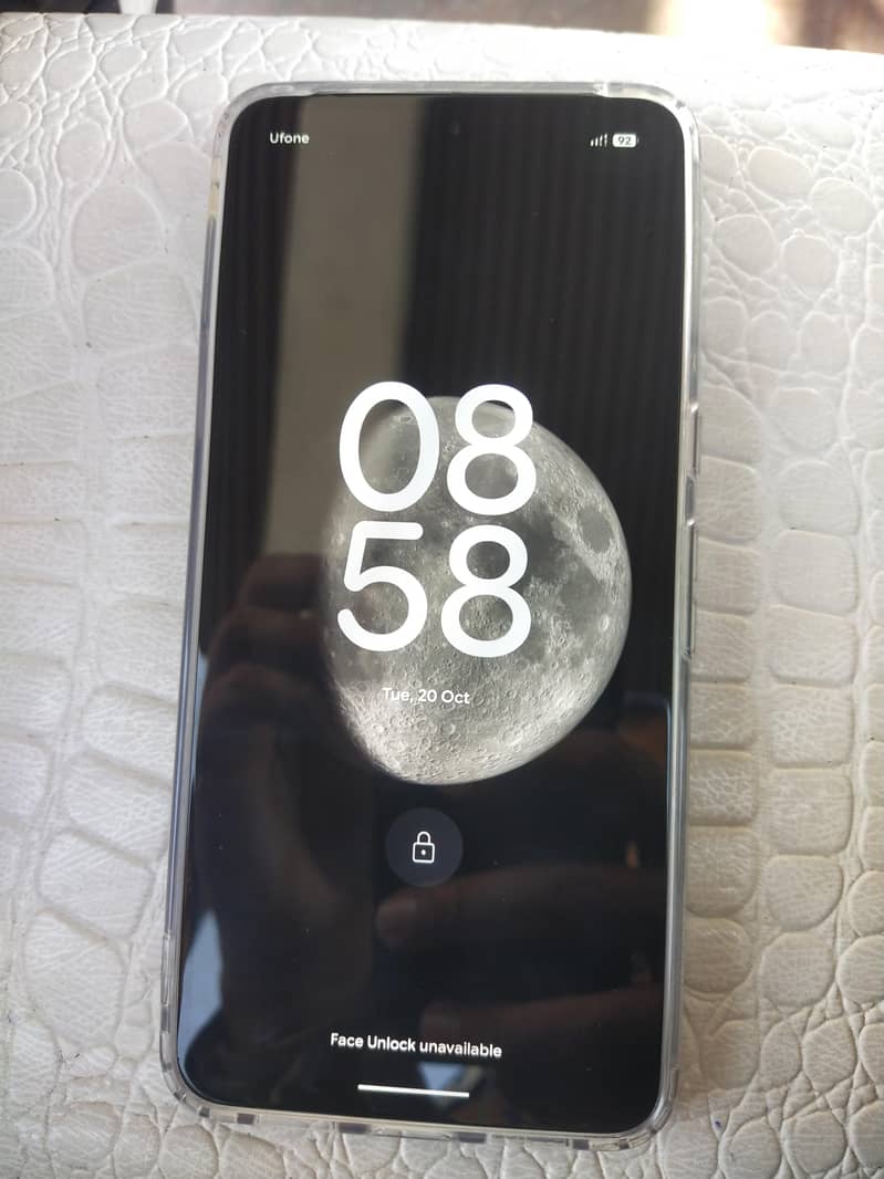 Google Pixel 8 Pro 4