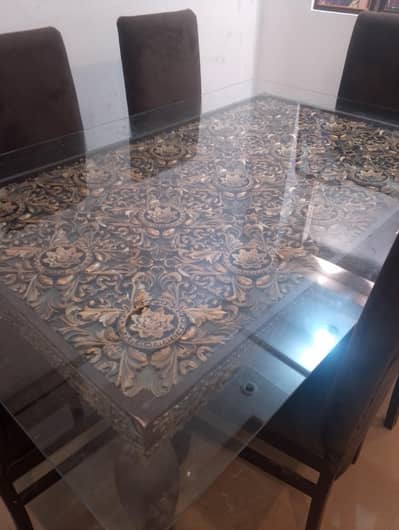 beautiful wooden dinning table