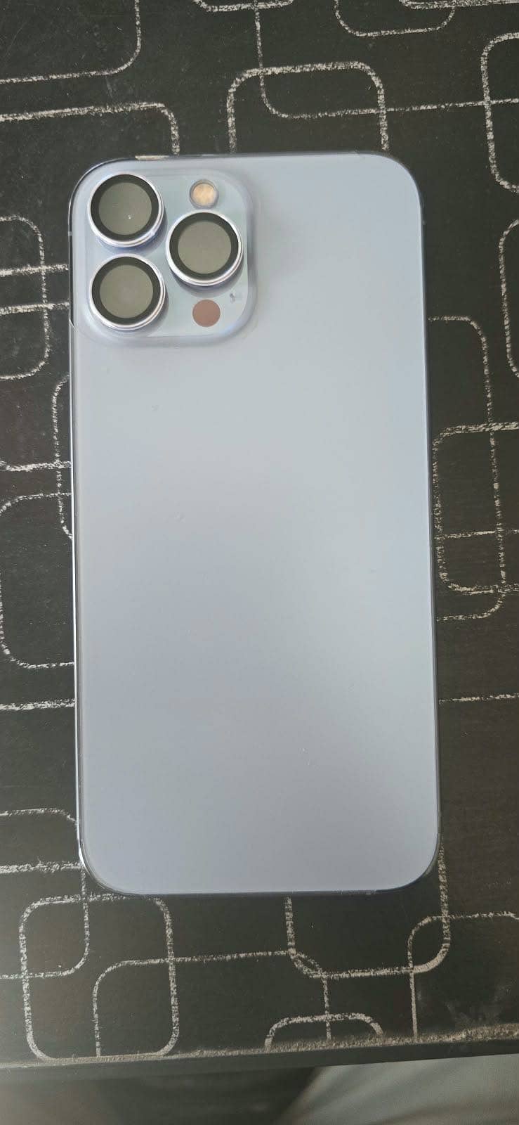 Apple iPhone 13 Pro Max 4