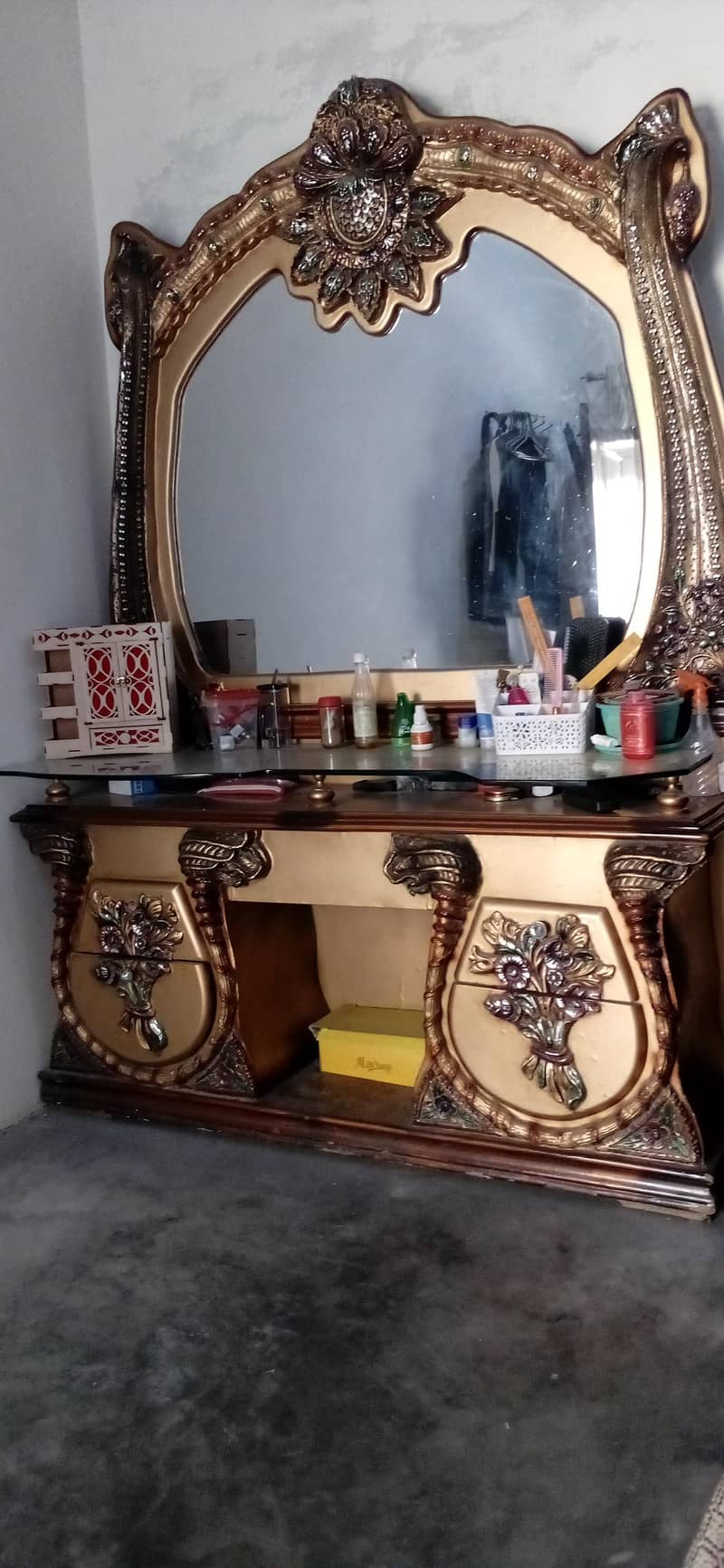 dressing mirror 1