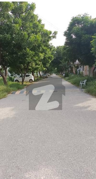 GARDEN CITY - LEASE 250 SQY PLOT BLOCK B, 40 FEET ROAD