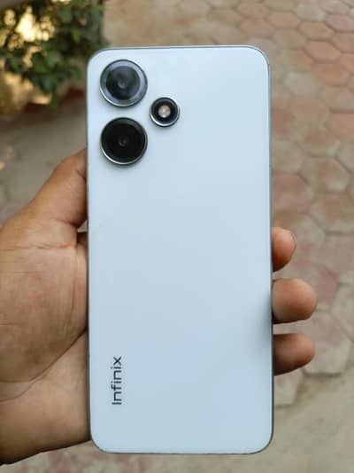 Infinix Hot 30 Play