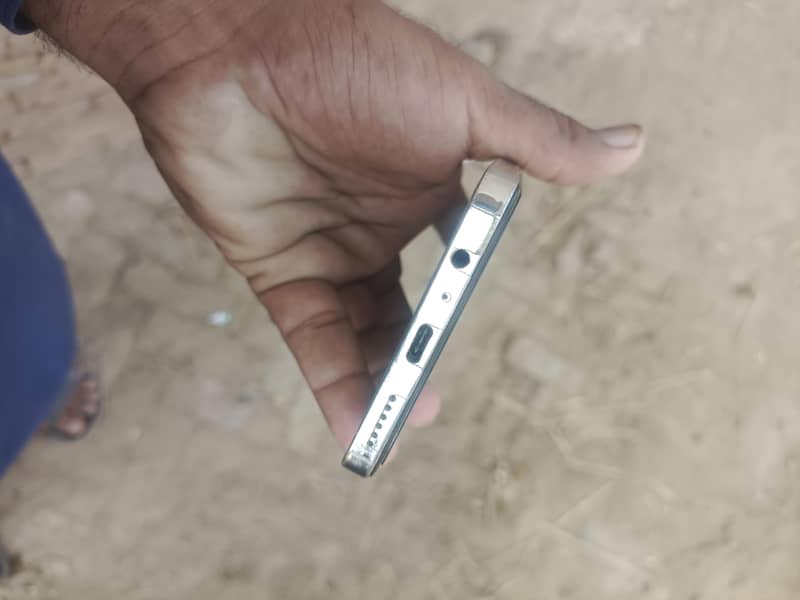 Tecno CAMON 20 2