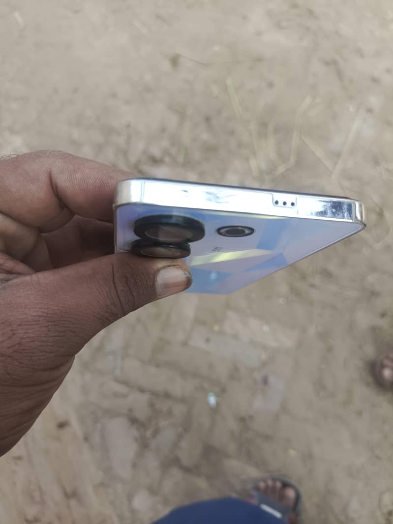Tecno CAMON 20 4